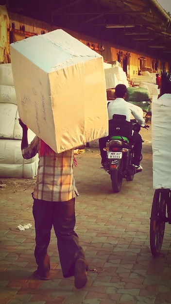 low cost parcel delivery Bangladesh