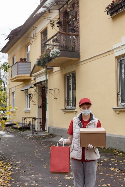 Cheap Parcel Delivery in Dhanmondi Dhaka